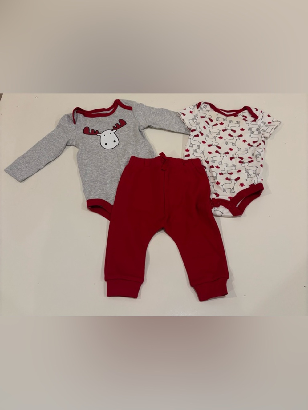 Baby 3–6M 3pc Outfit Set Red Cotton Onesies Pants Moose Canada NWOT